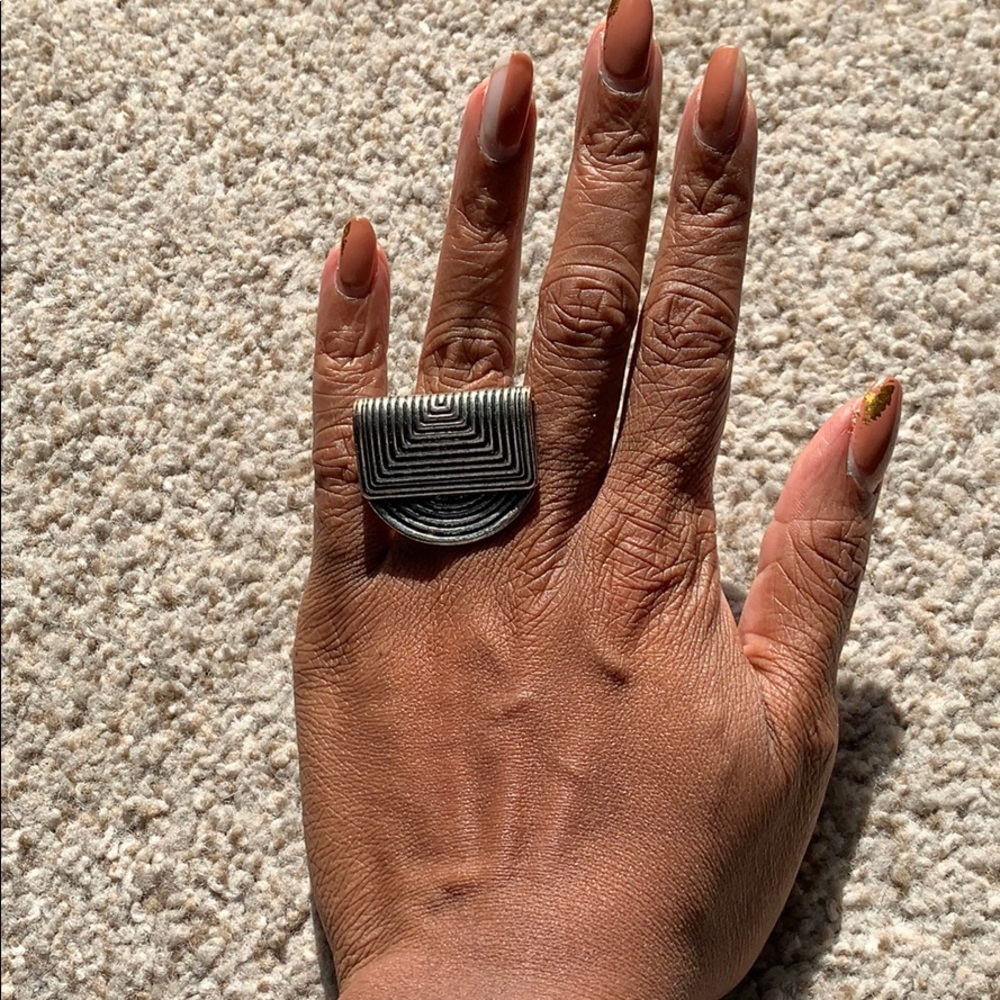 TRIBAL RING - Picture 4 of 5